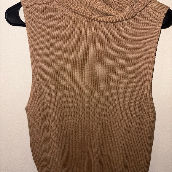 Sweater Vest - Picture 9 of 9
